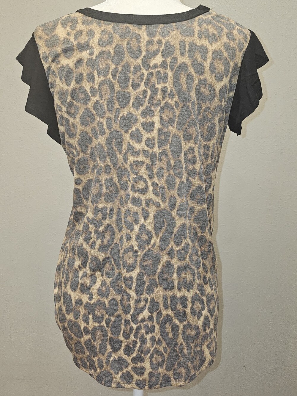 NWOT-Leopard Print Flutter Sleeve Women’s Top - Black and Beige
